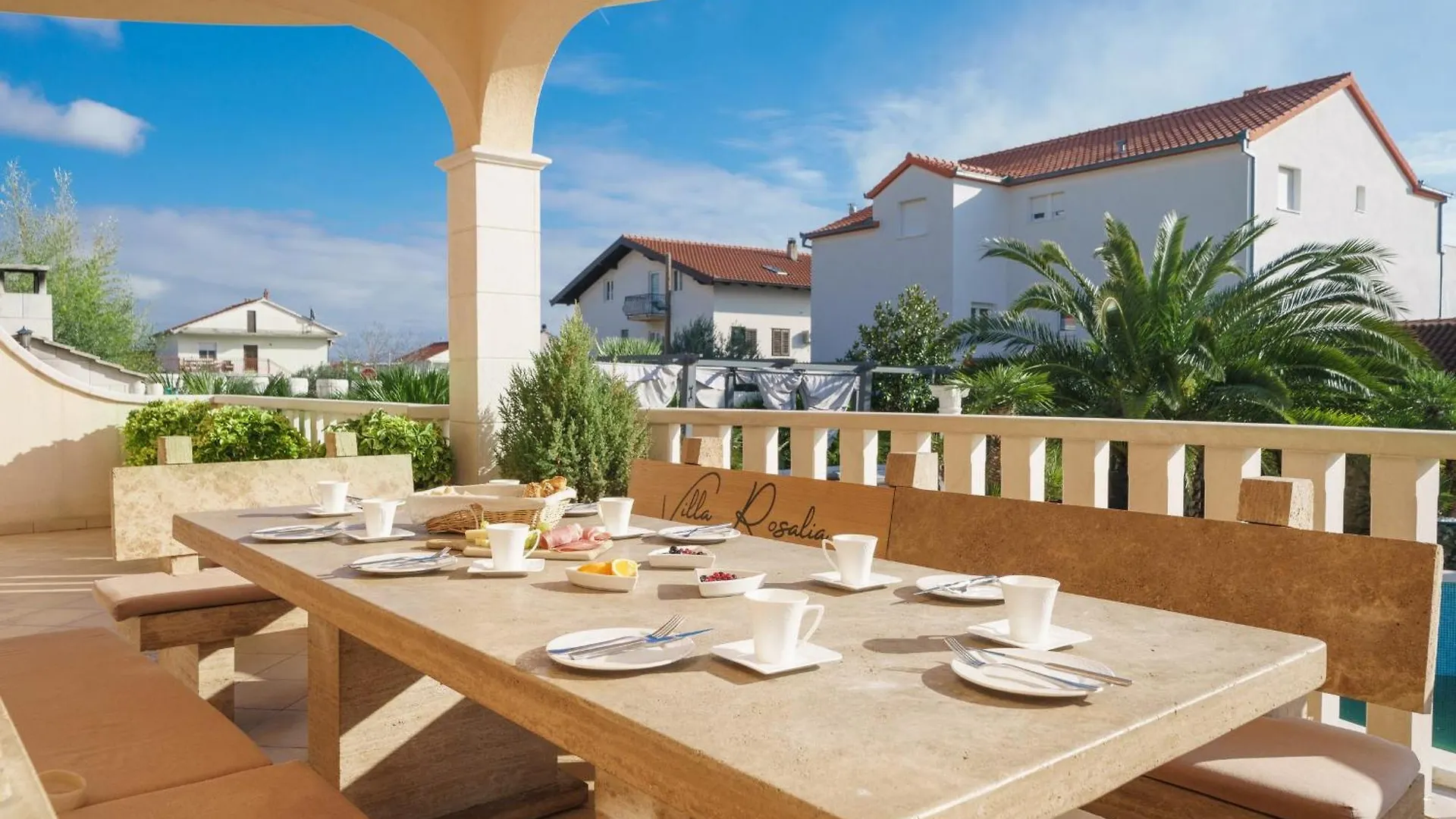 Luxury Six-Bedroom Villa With Heated Pool&Sauna Kastela